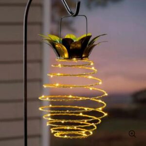 Підвісний світильник на сонячній батареї у вигляді ананасу