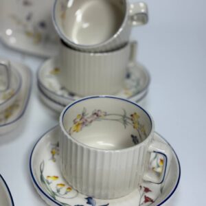 Столовий сервіз на 6 персон 33 предмети RG 1122