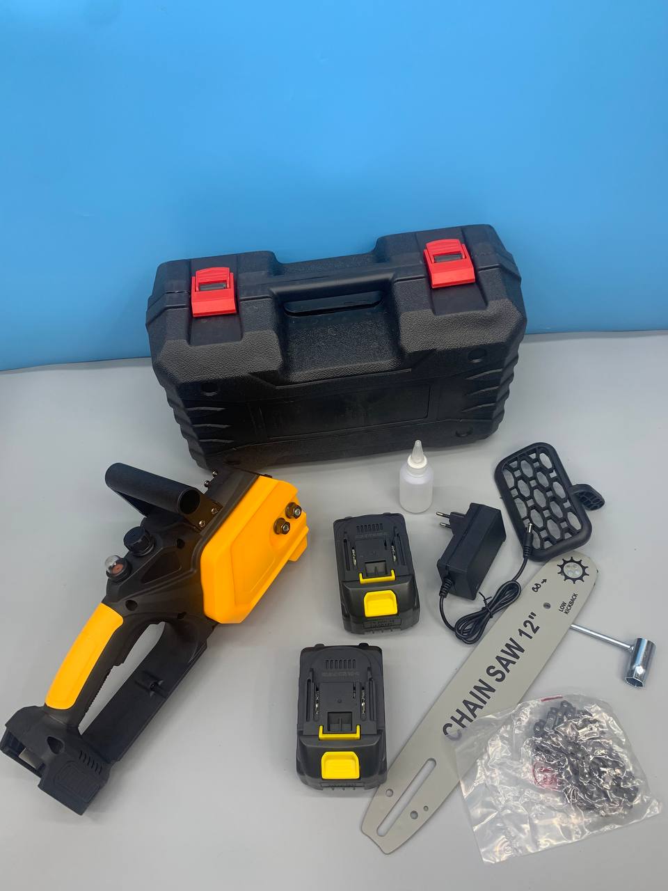 Акумуляторна ланцюгова пила 12 inch Electric SAW YELLOW 1600Вт 21V Li-Ion 7904